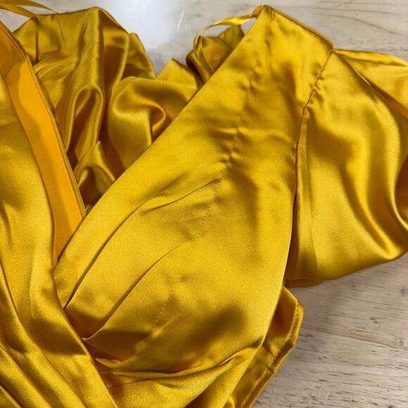 Mac Duggal NWT Yellow Faux Wrap Puff Shoulder Long Sleeve A-Line Gown Flaw* Sz 4 - Picture 11 of 12